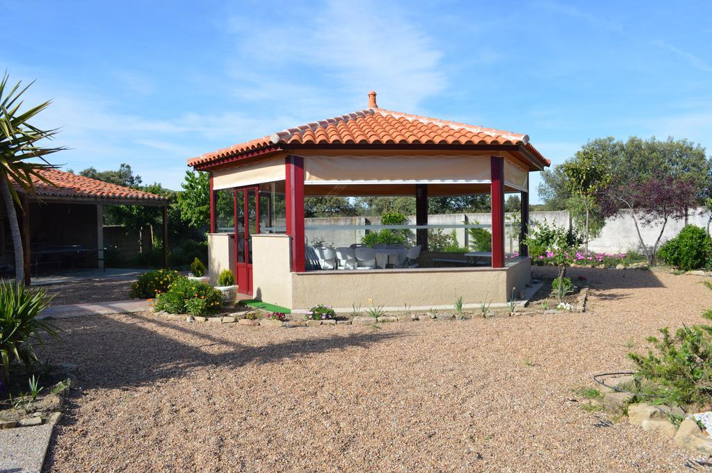 Casa Rural Las Gamitas Hotel Almoharin Exterior photo