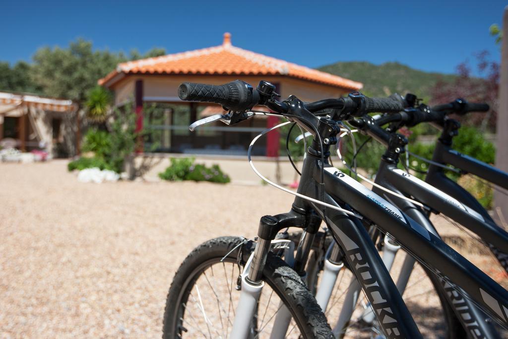 Casa Rural Las Gamitas Hotel Almoharin Exterior photo